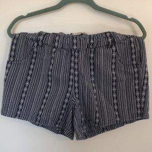 Natural reflections size medium shorts.